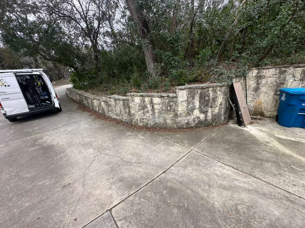 Stone wall after pressure washing